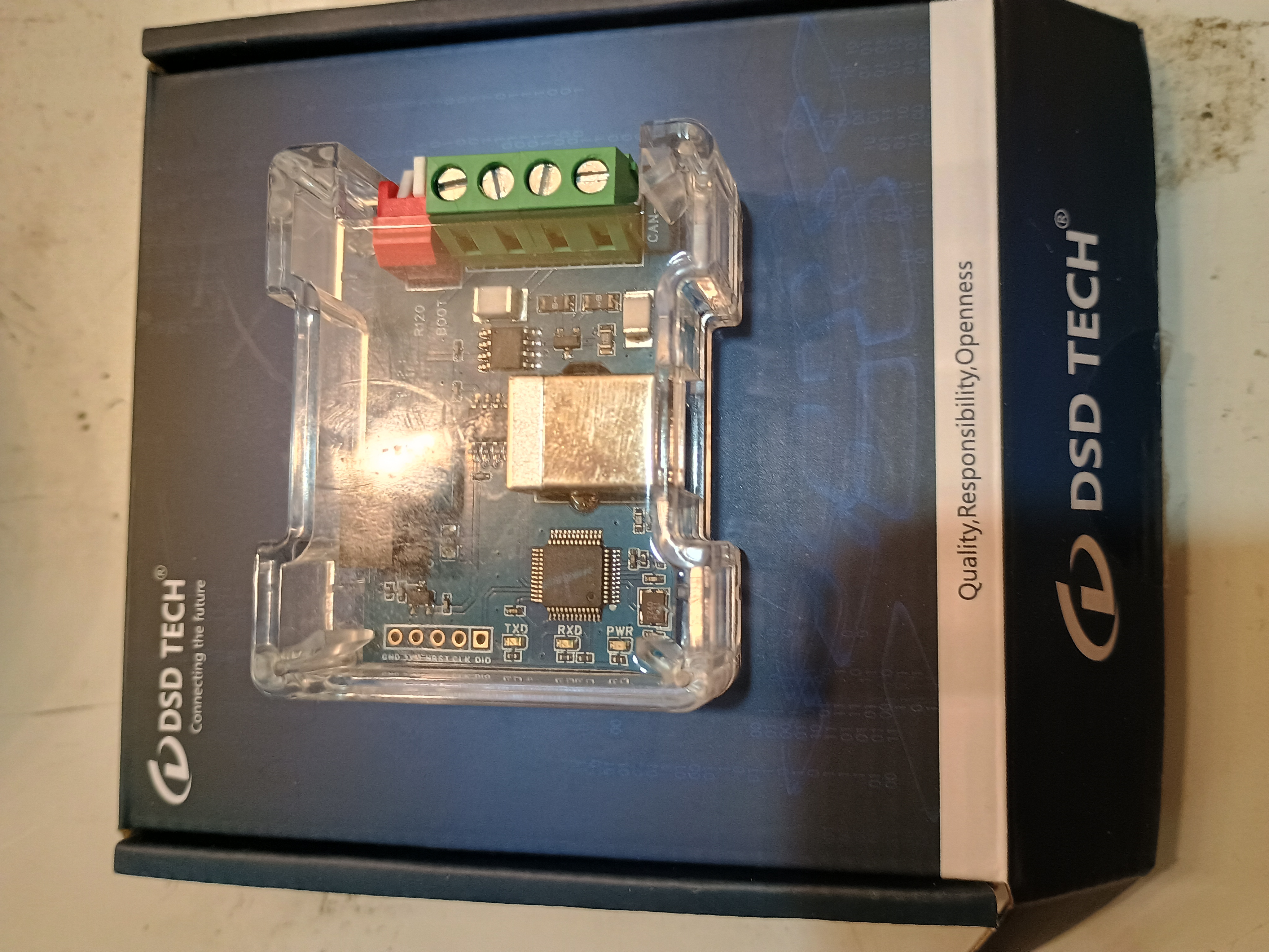 DSM USB to CAN
        Adapter